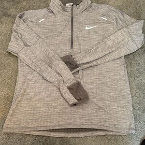 Nike Women’s Gray Heather Quarter-Zip Hoodie Pullover